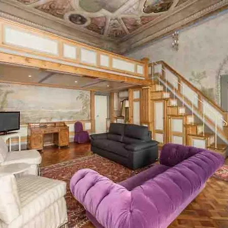 Luxury 아파트